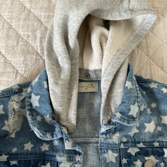 Miki Miette girls size 8 distressed denim jacket with removable sweatshirt hood - Picture 6 of 7